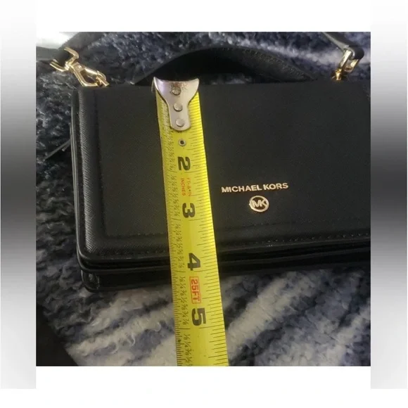 Women's Michael Kors Jet Set Charm Small Top-Handle Phone Black Cross-body Bag